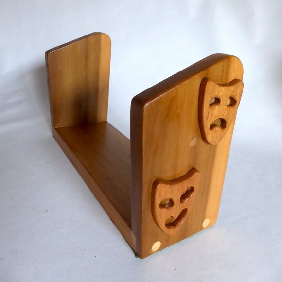 VINTAGE 12" COMEDY TRAGEDY MASK WOOD BOOKEND BOOK DVD CD ENTERTAINMENT HOLDER - Picture 2 of 10